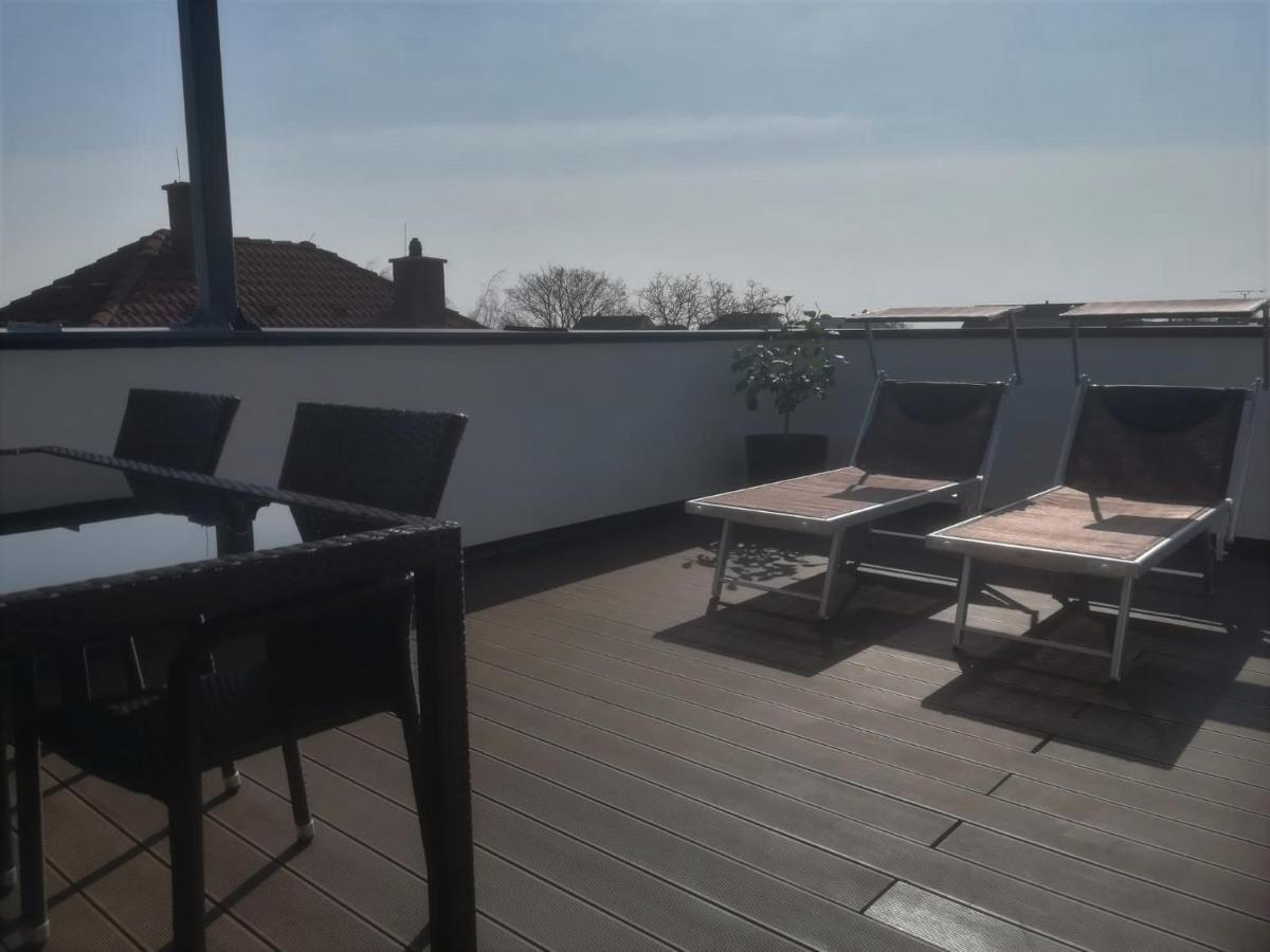 Penthouse Griemann 2 Fuer Max 4 Personen Mit Eigener Grosser Dachterrasse Zum Relaxen! Illmitz Exterior foto