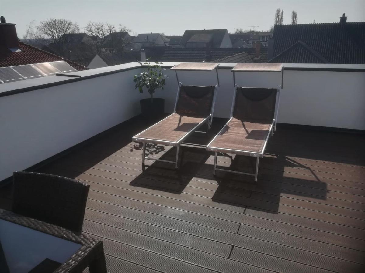 Penthouse Griemann 2 Fuer Max 4 Personen Mit Eigener Grosser Dachterrasse Zum Relaxen! Illmitz Exterior foto