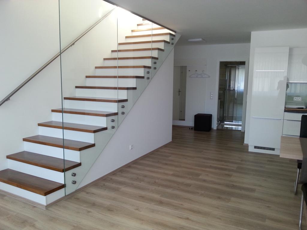 Penthouse Griemann 2 Fuer Max 4 Personen Mit Eigener Grosser Dachterrasse Zum Relaxen! Illmitz Exterior foto